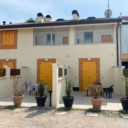 Aparthotel Gold Oasi - Business Solution Ferrara Exterior foto