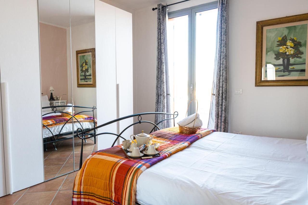 Aparthotel Gold Oasi - Business Solution Ferrara Exterior foto