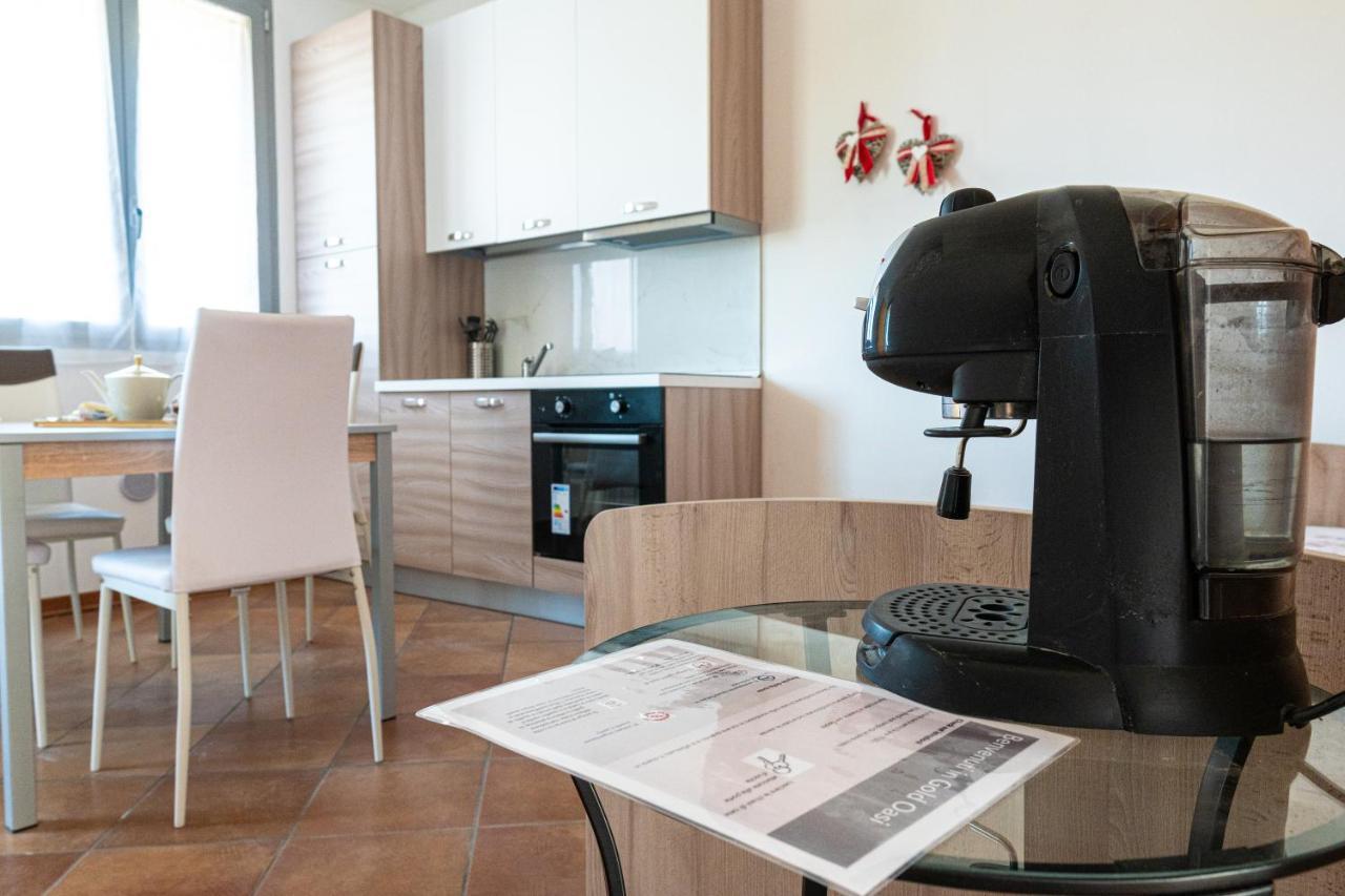 Aparthotel Gold Oasi - Business Solution Ferrara Exterior foto