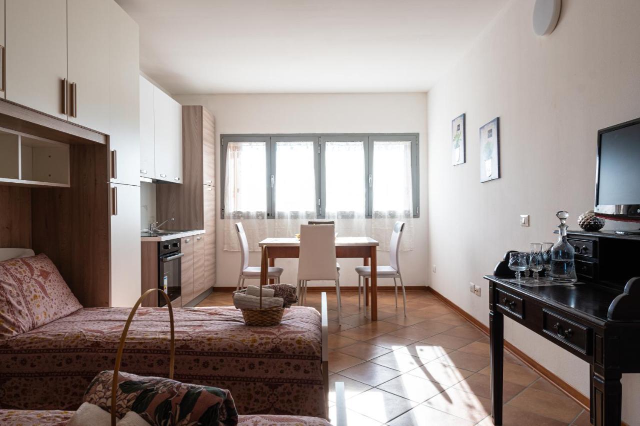 Aparthotel Gold Oasi - Business Solution Ferrara Exterior foto