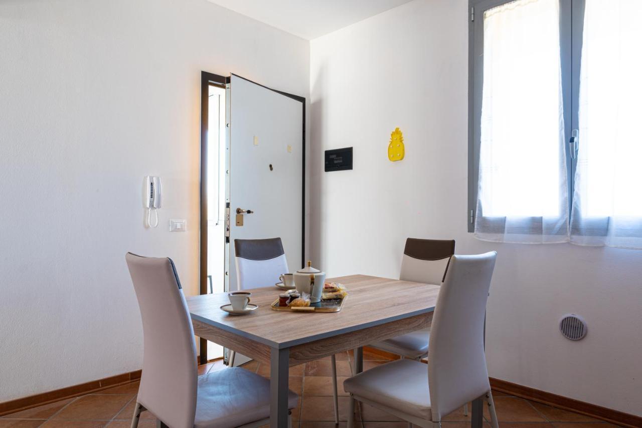 Aparthotel Gold Oasi - Business Solution Ferrara Exterior foto