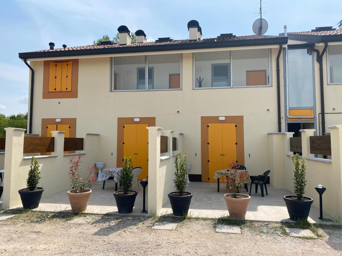 Aparthotel Gold Oasi - Business Solution Ferrara Exterior foto